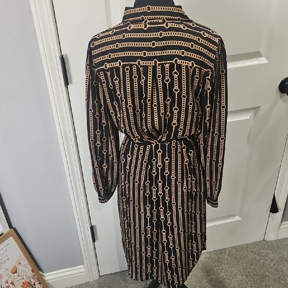 Banana Republic Elegant Black and Gold Chain Dress - Picture 6 of 8